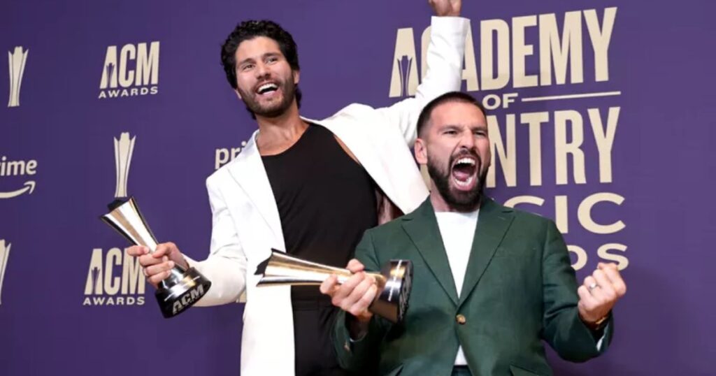 Dan + Shay duo