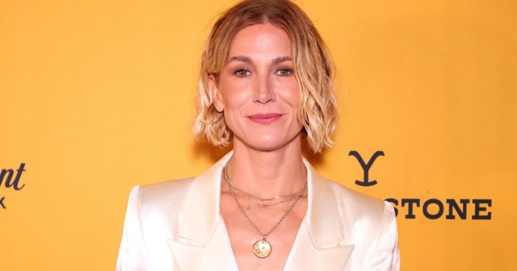 Jennifer Landon