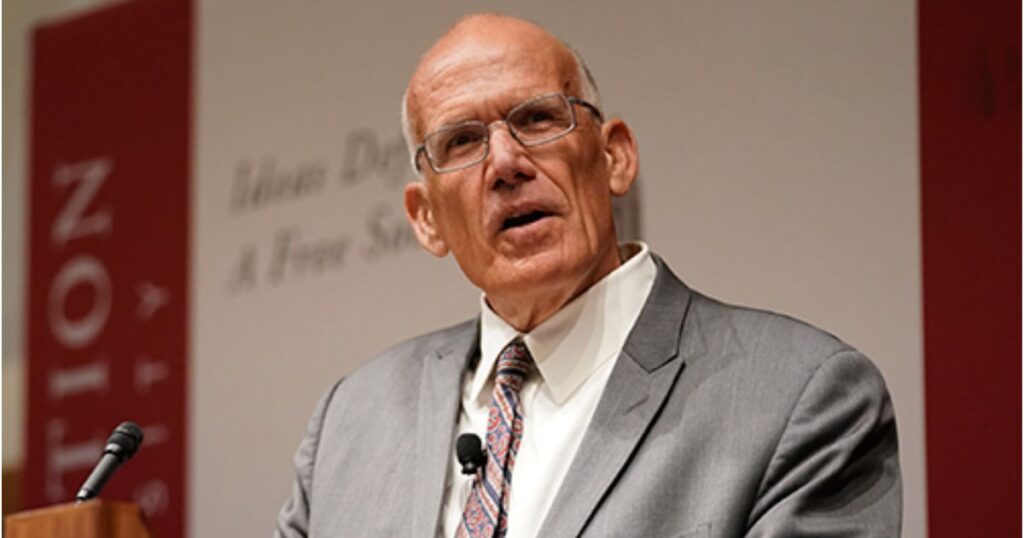 Victor Devis Hanson 1